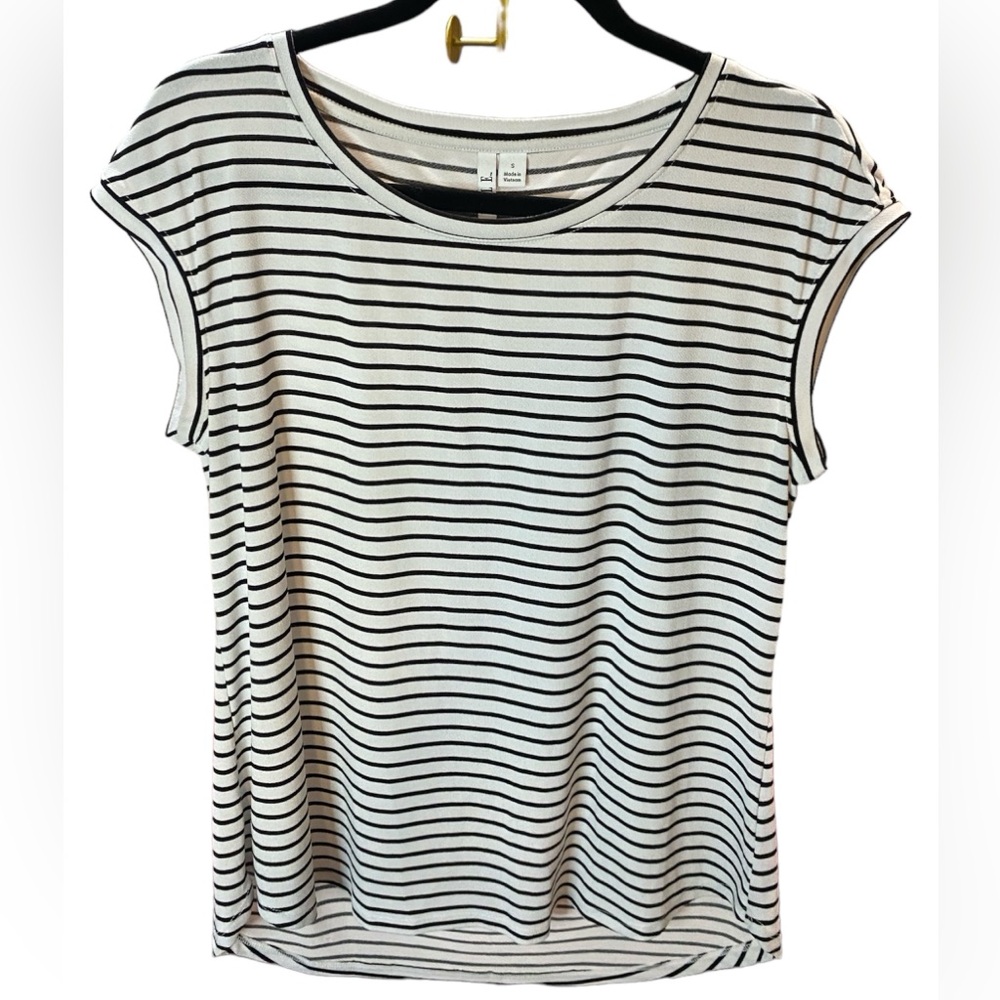 Elle Black And White Stripe Top